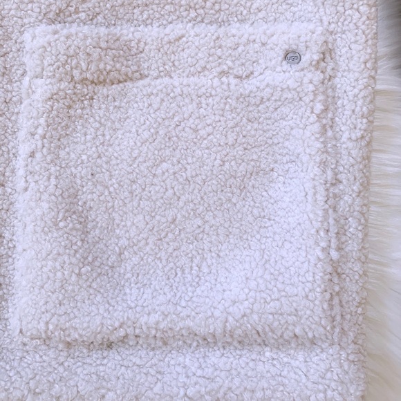 UGG Jackeline Teddy Bear Cream Jacket - Picture 2 of 10